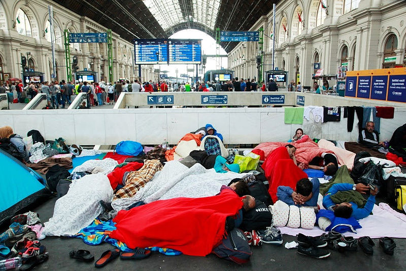 UE wyraża wstępną zgodę na przyjęcie 160 tysięcy uchodźców