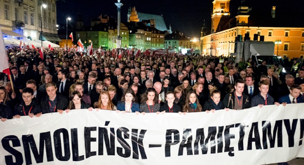 PiS poniżył rodziny smoleńskie! Będzie bojkot rocznicy