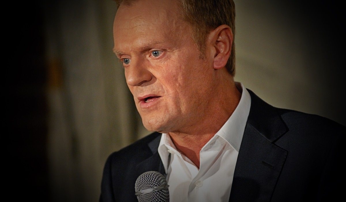Szef podkomisji smoleńskiej: "Donald Tusk wiedział o wybuchu"