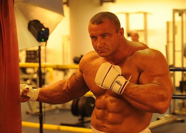 Pudzianowski: PO sprzedała Polskę za judaszowe srebrniki