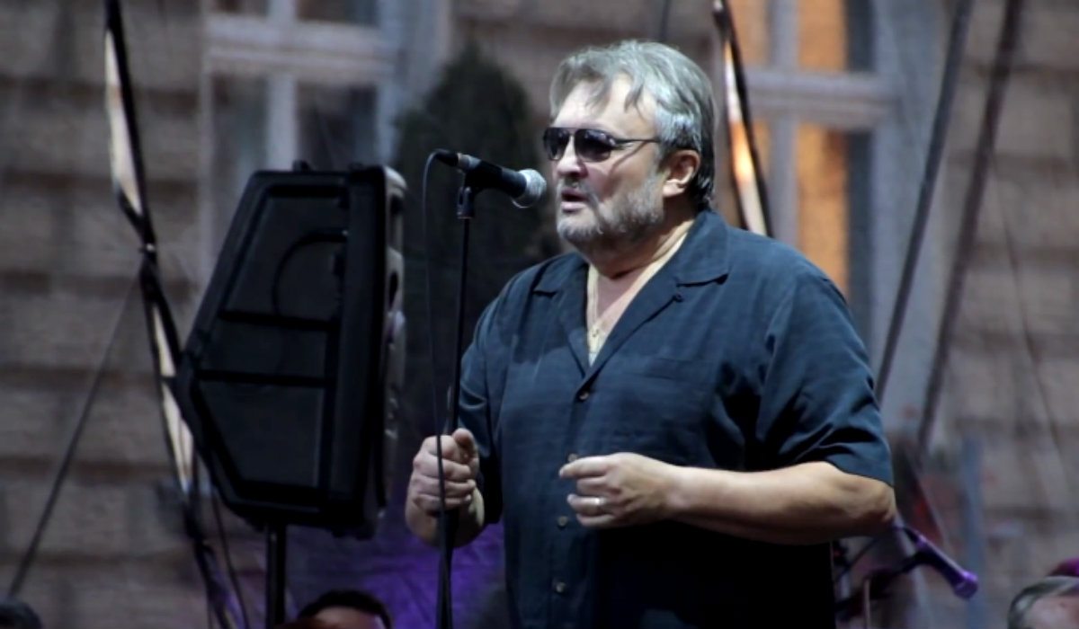 Cugowski nie chce umierać z głodu na starość. Musi robić to do końca życia