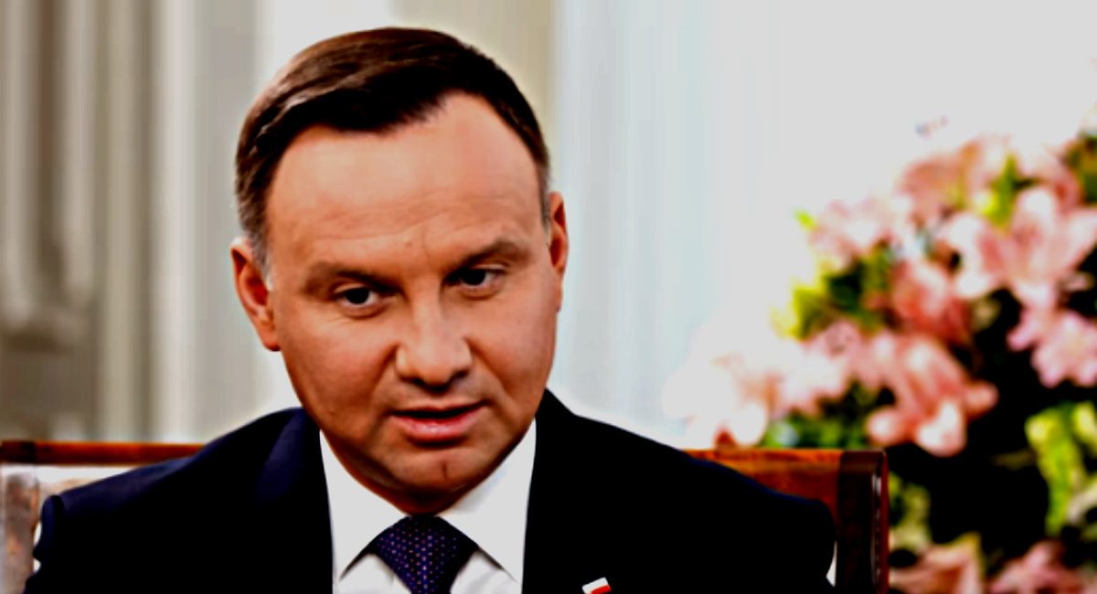Macierewicz miał wypadek, Kaczyński chory, a Andrzej Duda właśnie trafił na BADANIA!