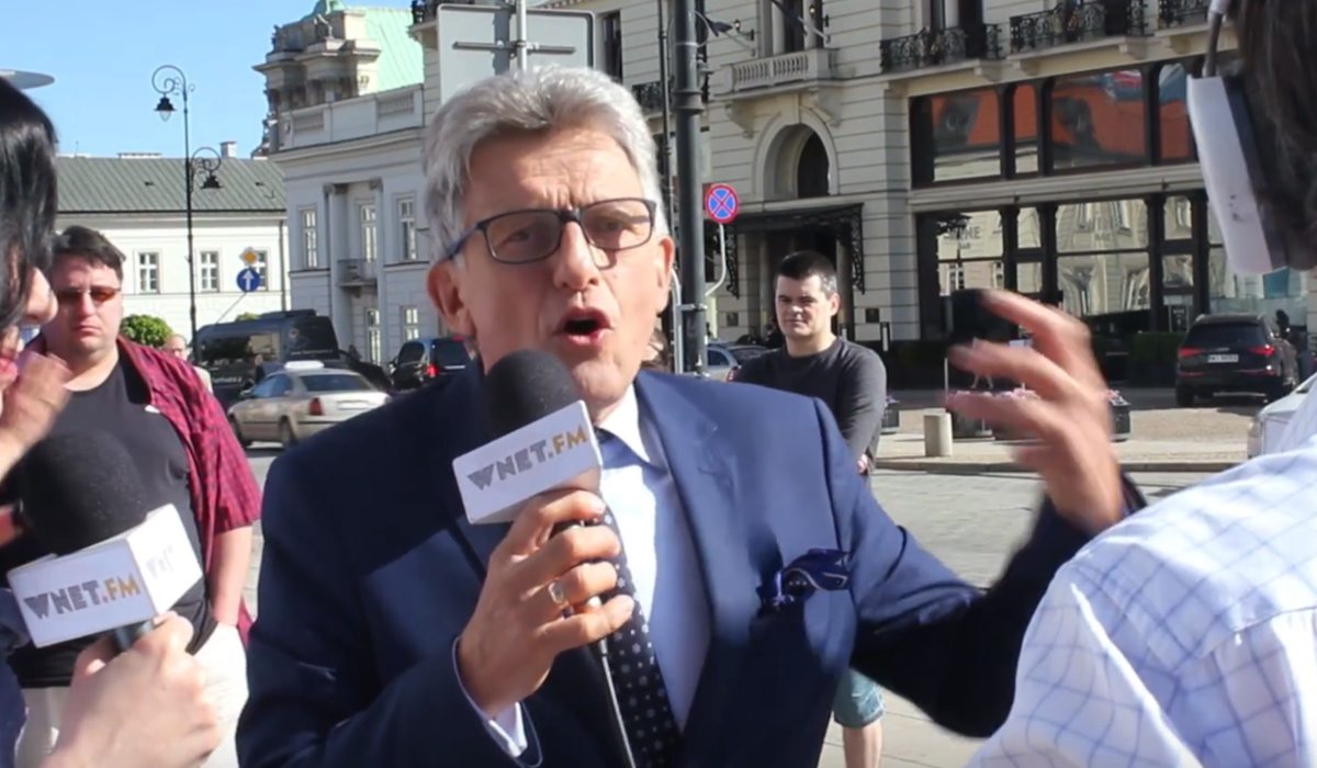 Awantura z Piotrowiczem, nagle ktoś nie wytrzymał. Postanowił "dać mu w ryj"