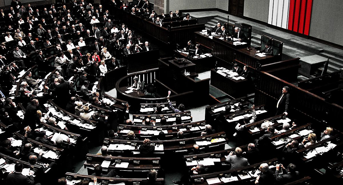 Koszmar polityka PiS. Cierpi na nowotwór, musi oddać nagrodę