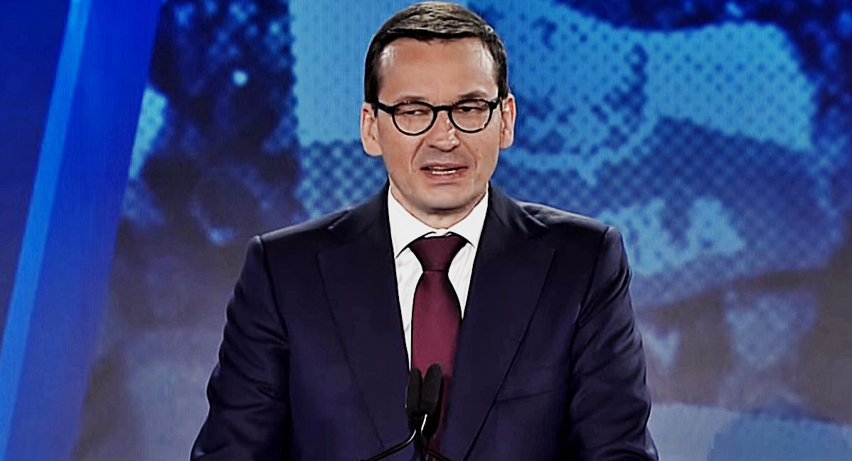 Trzęsienie ziemi w rządzie! 4 ministrowie mogą pakować walizki