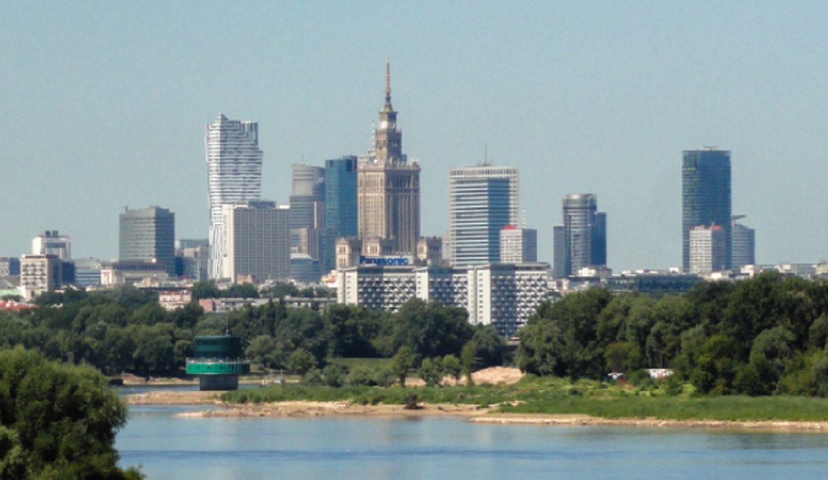 Co tam się dzieje? Strzały pod Warszawą, chaos informacyjny
