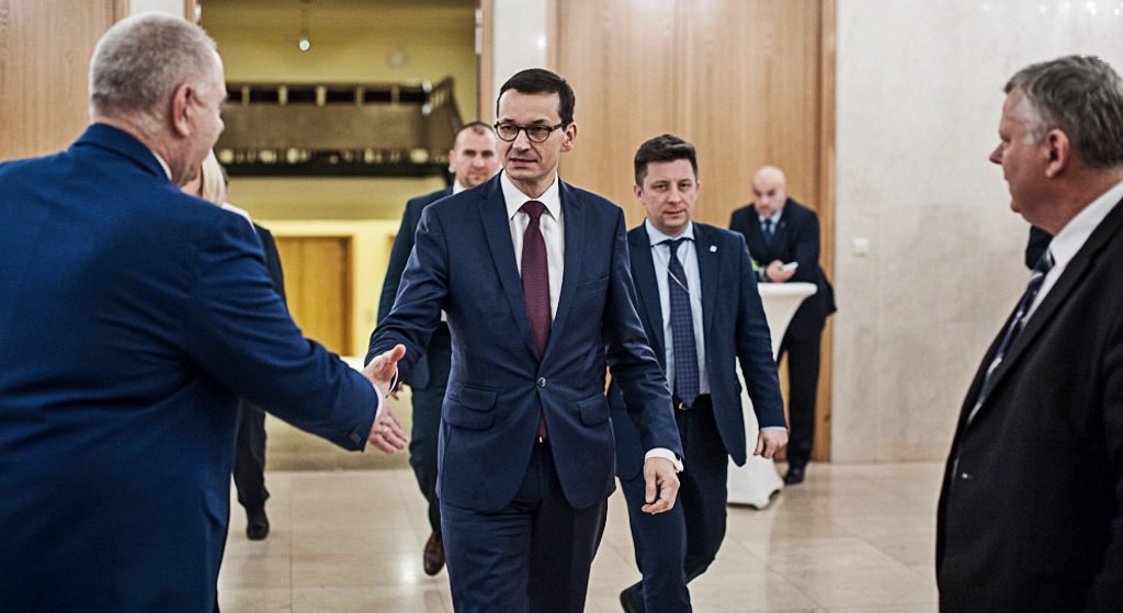 PiS zdecydował! KAŻDEGO Polaka czeka zmiana dowodów osobistych