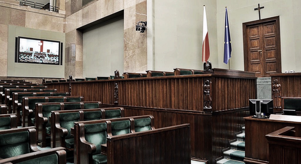 Ogromna afera rozsadzi rząd. Minister z PiS zamieszany w falę pożarów?