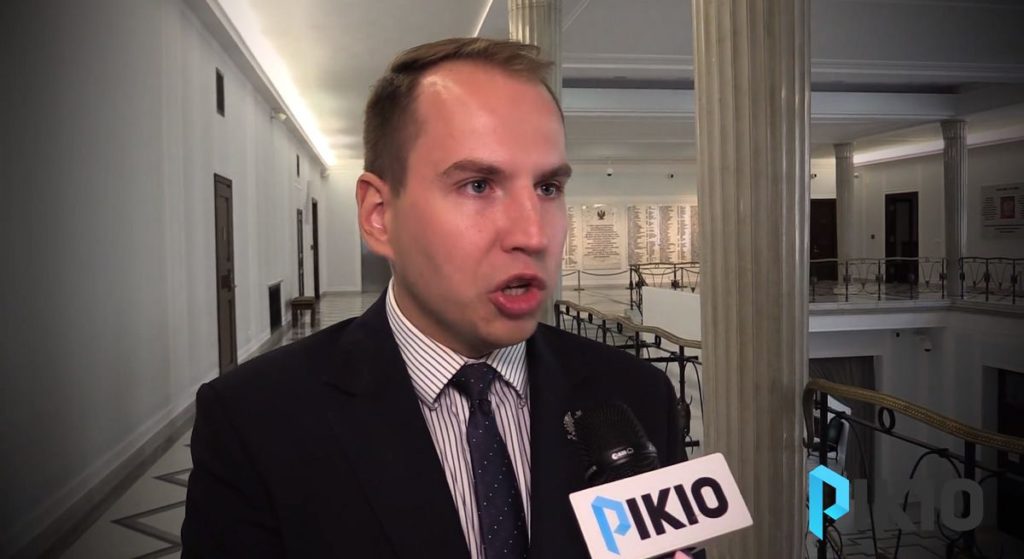 Posłowie OSTRO o firmie Amazon