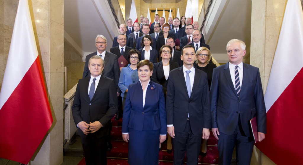 Cały świat się z nas śmieje! Nowy pomysł PiS to kuriozum