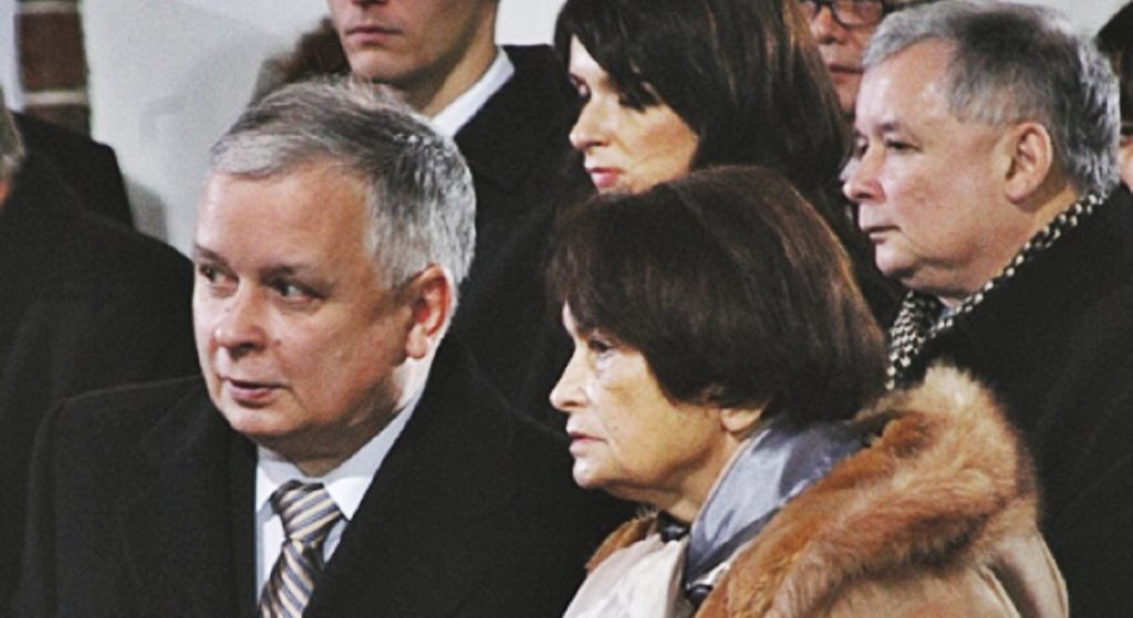 Po latach kłamstwo Kaczyńskich wyszło na jaw. Chodzi o ich rodzinę