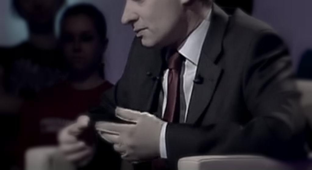 Bestialskie zabawy z młodości najważniejszej twarzy TVP! Dziś się tego wstydzi