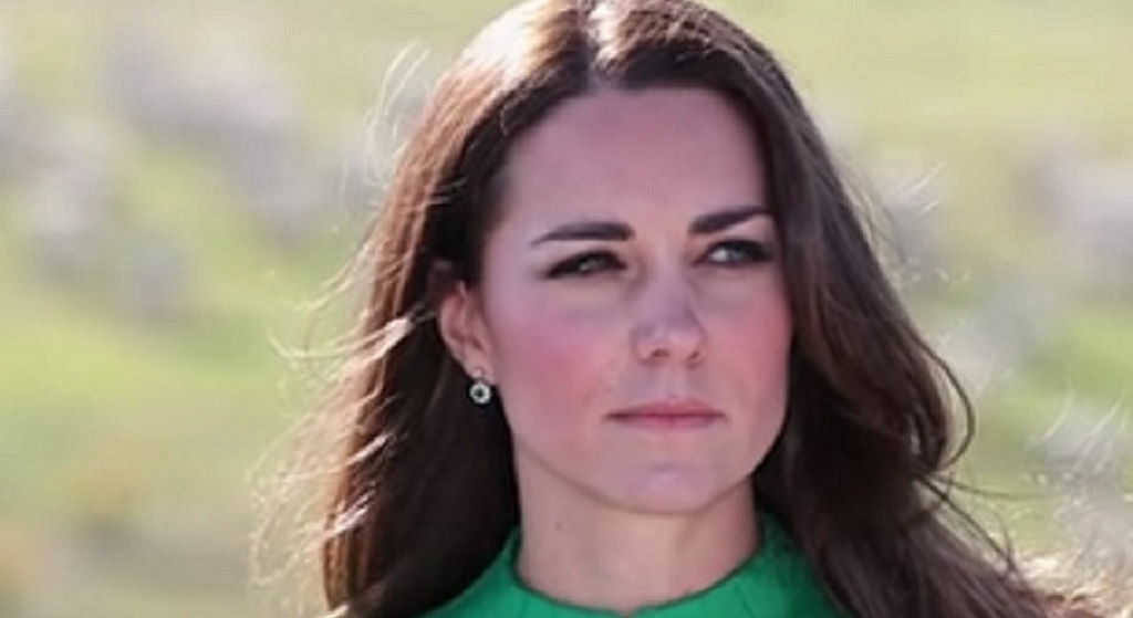 Kate Middleton jest zrozpaczona. Bolesny cios ze strony Elżbiety II