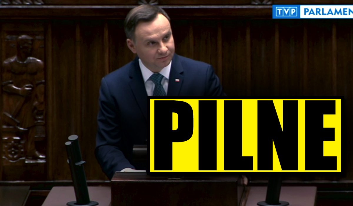 Morawiecki przemawiał w Parlamencie Europejskim. Nagle: "SPI***ALAJ!"