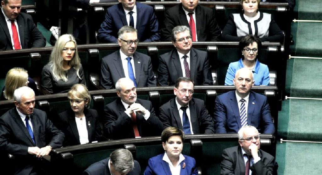 Polityk PO przechodzi do PiS! Wstrząsający powód
