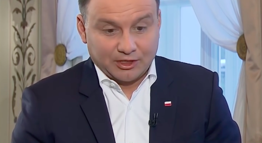 Duda znowu podpisał i się skompromitował! Zapomniał o najważniejszym