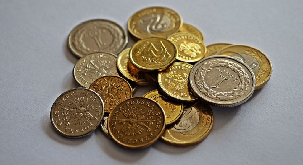 Afera z emeryturami! Miliony Polaków dostały kilkaset złotych mniej