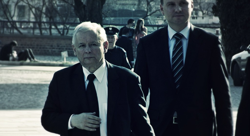 Spisek za kulisami?! Kaczyński i Duda zrobili Polaków w balona