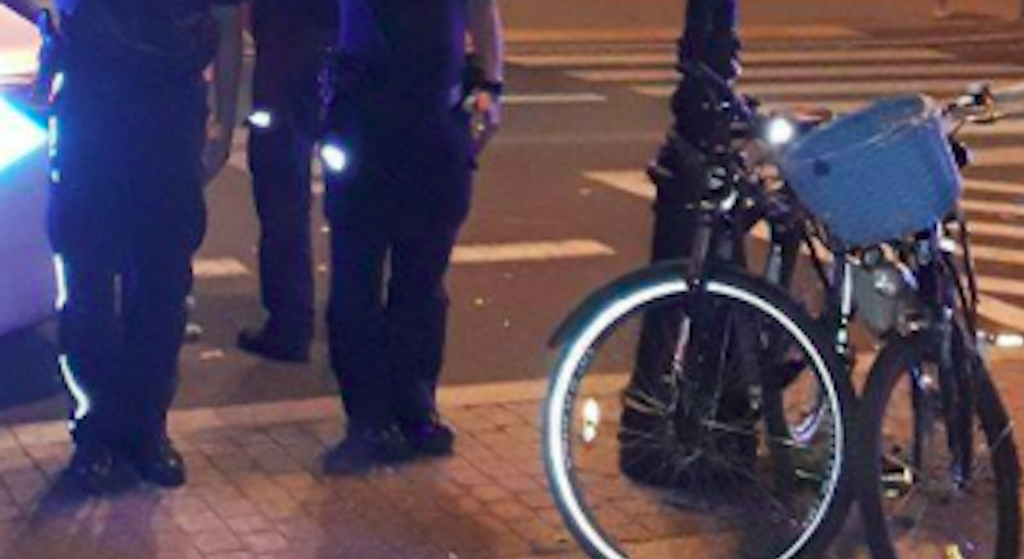 Ci policjanci podczas protestu się WYŁAMALI. Wszystko widać na zdjęciu