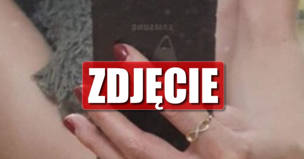 Kompromitacja Ministerstwa Obrony! Nagie selfie na ich oficjalnym profilu