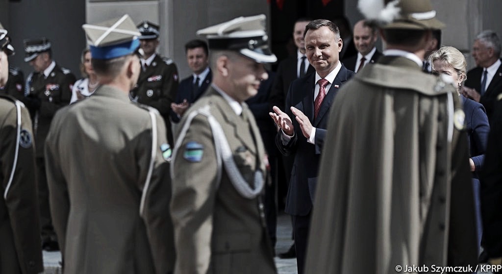 PiS gotowy do WOJNY! Wyznaczył specjalnego dowódcę
