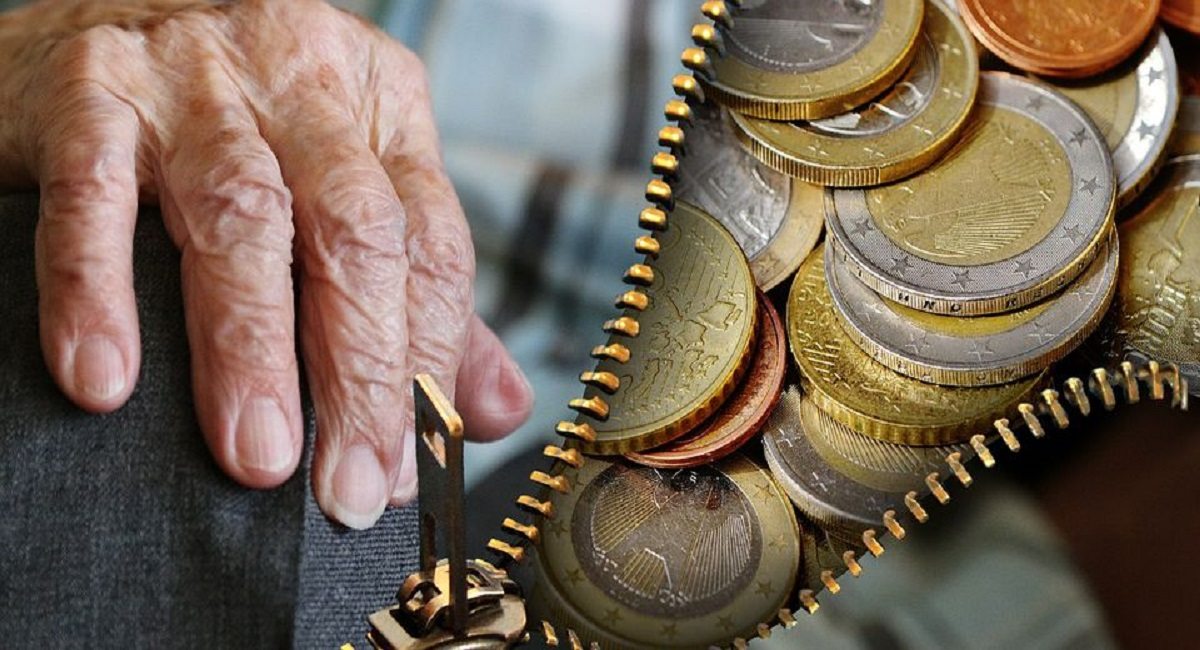 Już niedługo emeryci dostaną dodatkowe pieniądze! Komu się należą i ile?