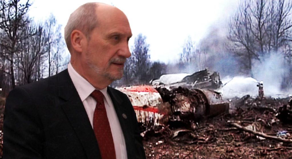 Wojna o wrak tupolewa! Polscy śledczy są już w Smoleńsku