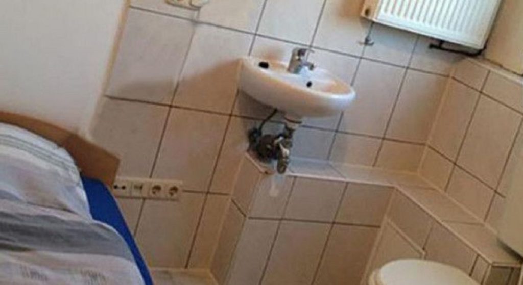 To już jakiś absurd! KOSMICZNE ceny kawalerek w Warszawie, skandaliczne standardy