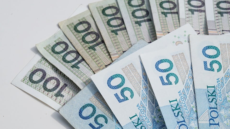 300 tys. Polaków dostanie specjalne emerytury. PiS zmieni prawo?