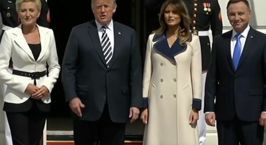 Andrzej Duda okrutnie upokorzony przez Trumpa. Poniżył go na oczach całego świata