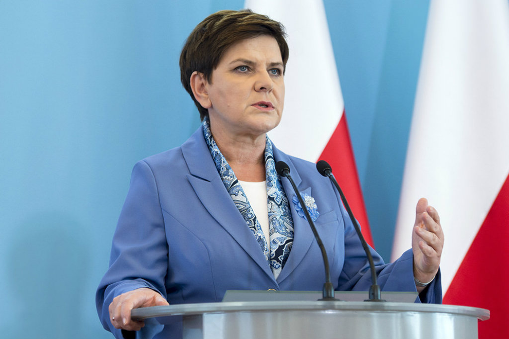 Beata Szydło w centrum awantury! Na jej wiecu fani PiS nie wytrzymali