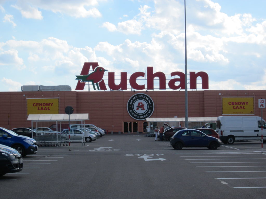 Auchan zmienia sposób płatności. Starsze osoby mocno się zdziwią