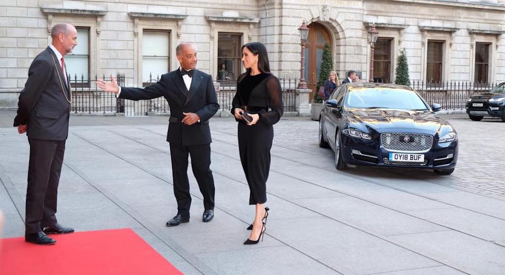 Samotne wyjście Meghan Markle. W Wielkiej Brytanii zawrzało!