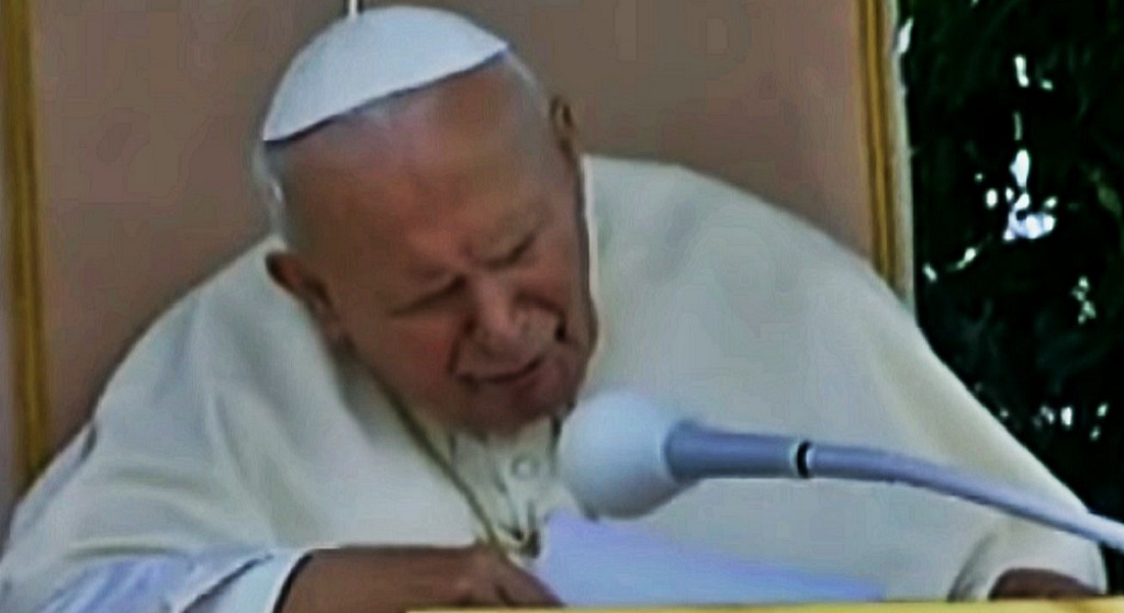Jan Paweł II przeżył ogromne cierpienie. Był dręczony przez lata