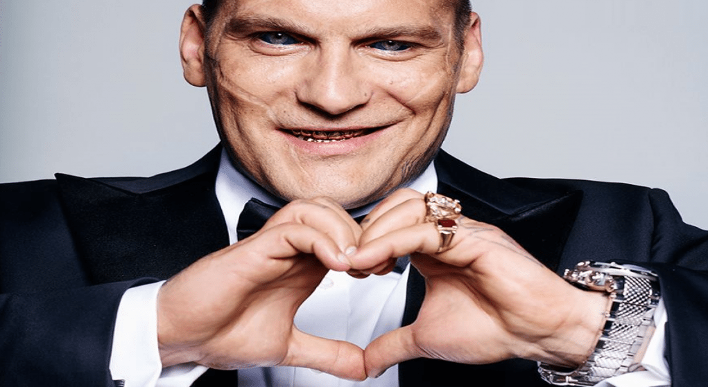 Popek ostro zaczyna karierę polityczną. "Będę alfonsem tego burdelu"