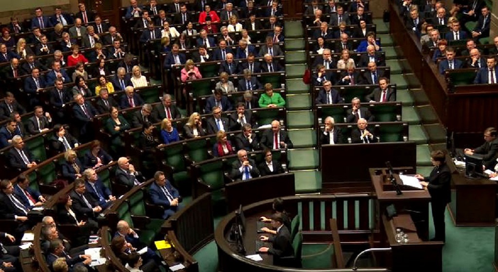 Skandal! Projekt zwalczający szczepionki w polskim Sejmie