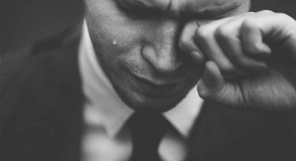 Zmarła tuż przed ich ślubem. Gdy narzeczony odnalazł to zdjęcie, nie mógł się ruszać