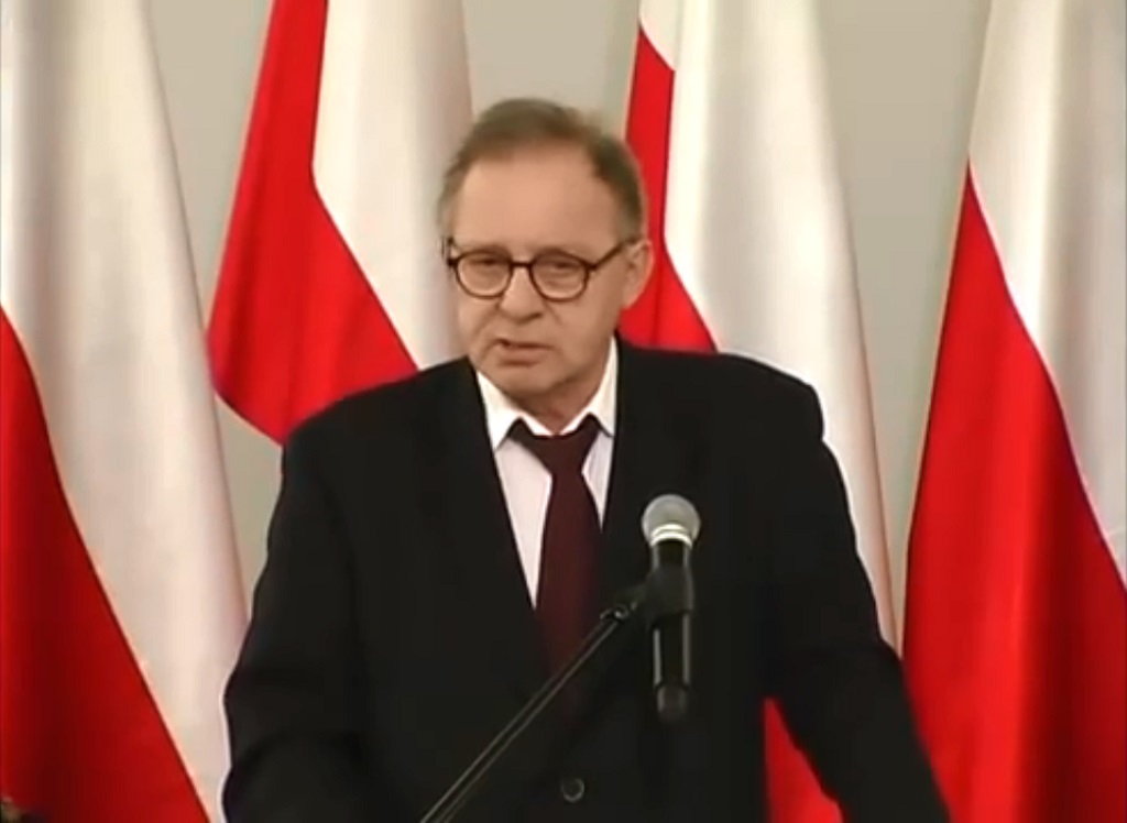 Skandal! Zbezczeszczono grób sędziego Trybunału Konstytucyjnego