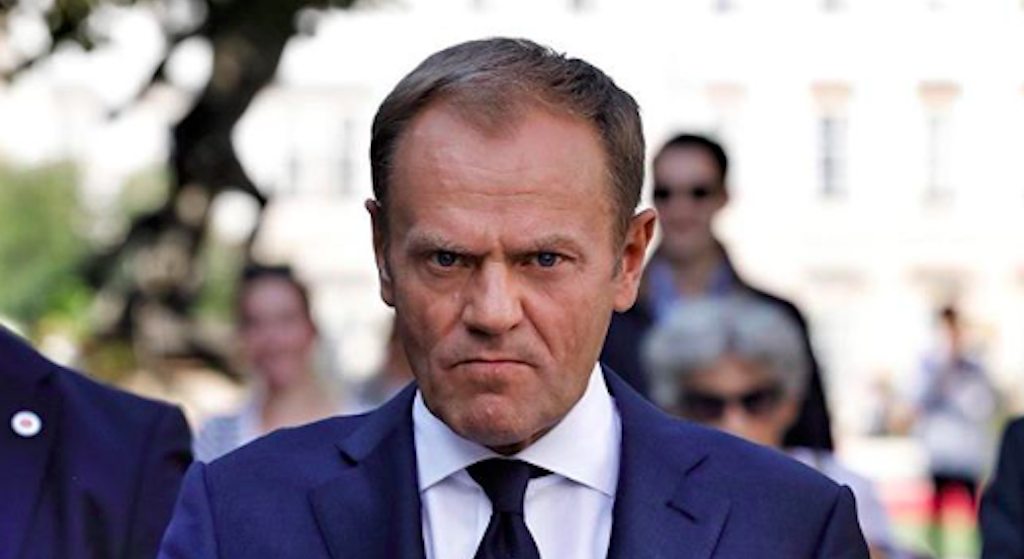Donald Tusk właśnie ujawnił "tajny układ" z Kaczyńskimi i Wałęsą! Trzęsienie ziemi