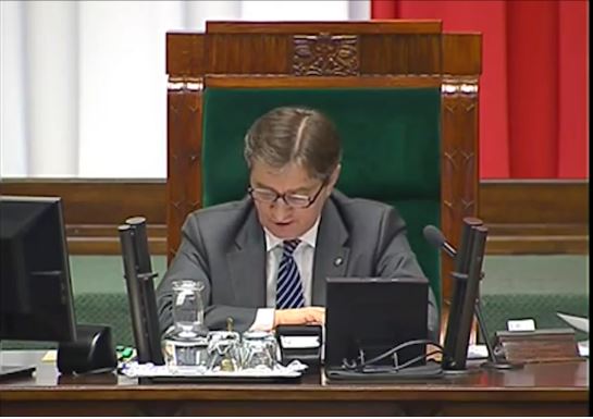 Wojna na Twitterze po głosowaniu o TK. Bardzo ostre komentarze