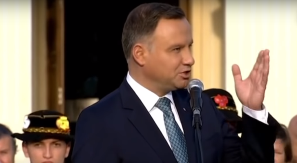 Duda w centrum ogromnej afery! Zrobił to w panice