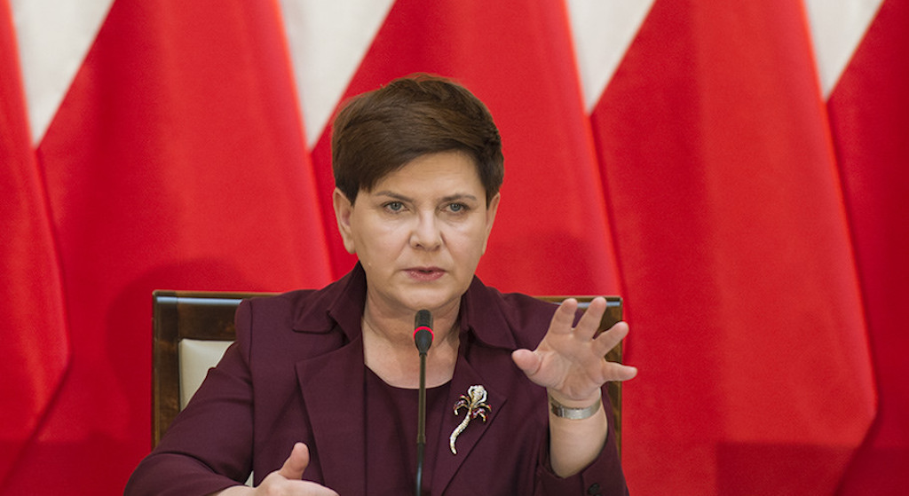 Brutalna prawda o Beacie Szydło odkryta! Z tego się już nie podniesie