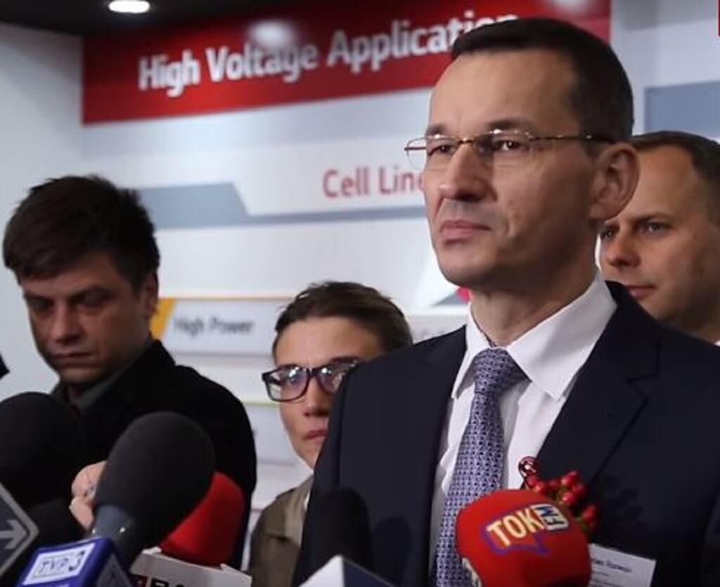 Polacy w furii! PiS wycofuje się z kolejnej obietnicy