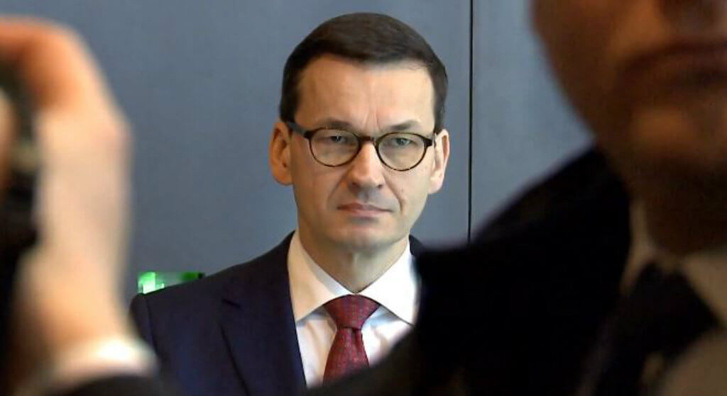 Właśnie ujawniono skandaliczne oszustwo Morawieckiego! Premier jest skończony