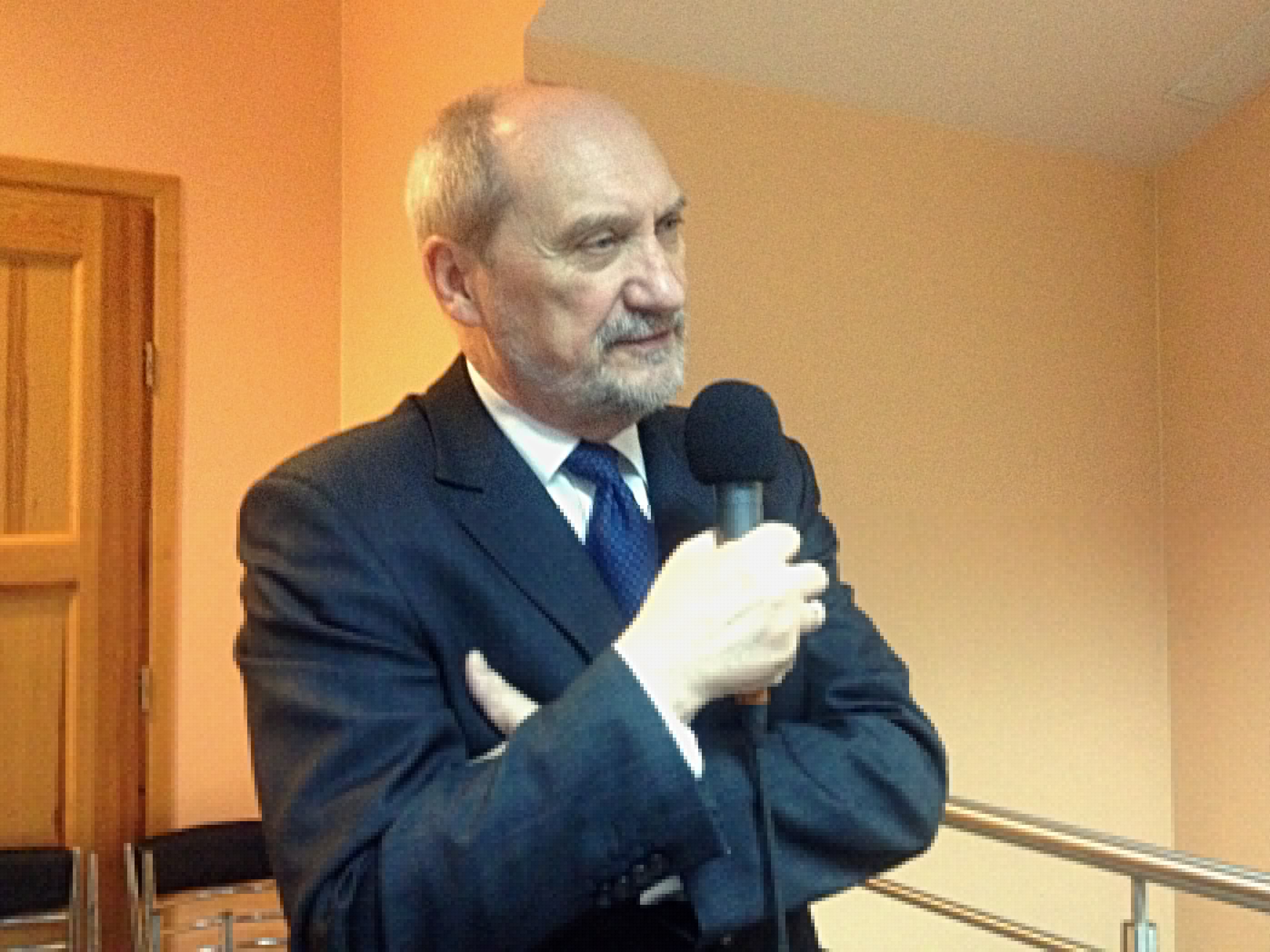 Słowacki minister obrony ostro skrytykował Antoniego Macierewicza