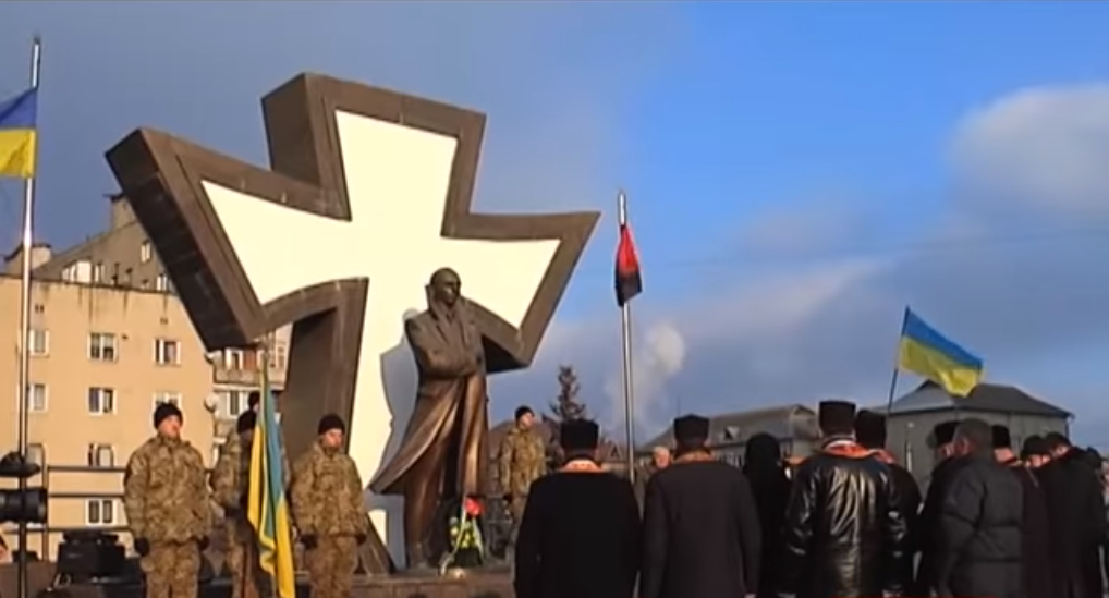 Marsz ku czci przywódcy UPA. Chcą "kontynuacji czynów Bandery" (video)