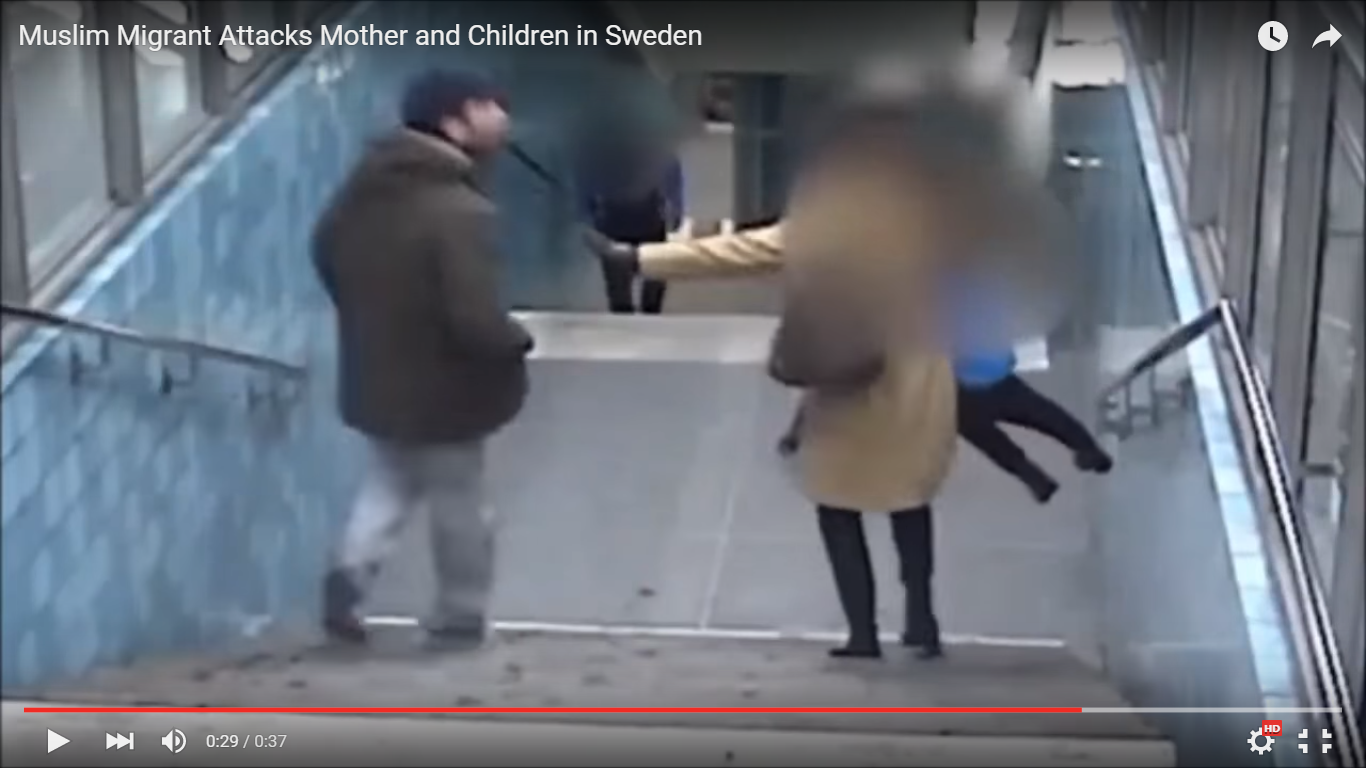 Nieudana kradzież i atak na matkę z dziećmi. "Znienawidzony imigrant" zostanie deportowany (video)