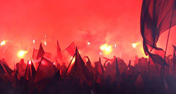 Antyislamska manifestacja w Warszawie. "Chcemy, żeby Polska pozostała Polską"