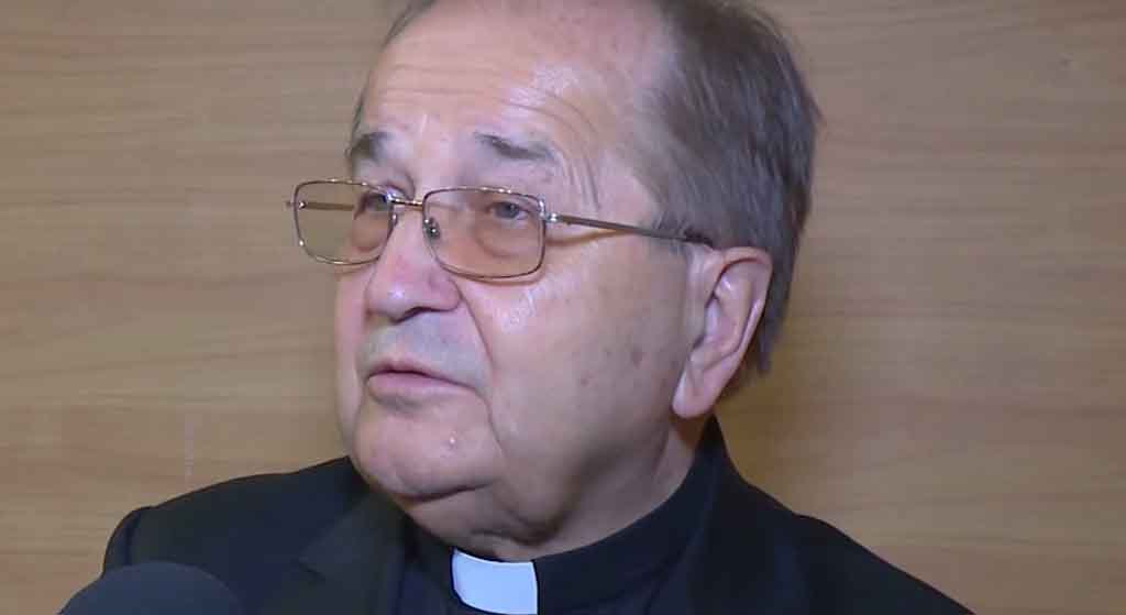 Ludzie Rydzyka zatrzymani na cmentarzu! Prokurator stawia poważne zarzuty