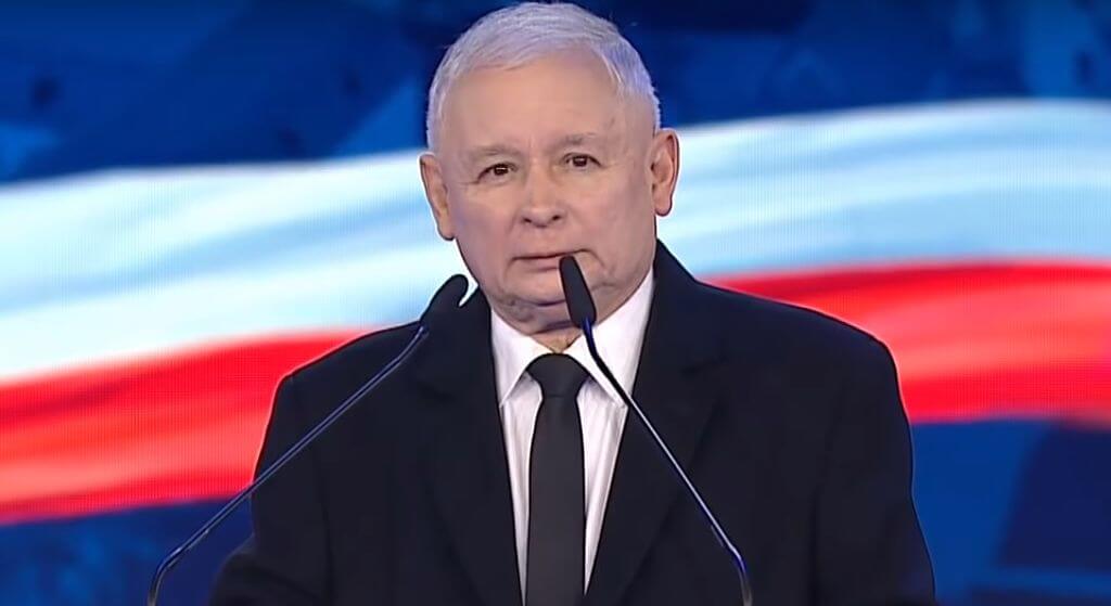 Kaczyński zastygł z przerażenia! Ma przeciwko sobie ludzi papieża